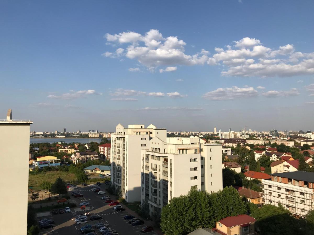 公寓 Cozy 2-room Penthouse Lakeview W14 布加勒斯特